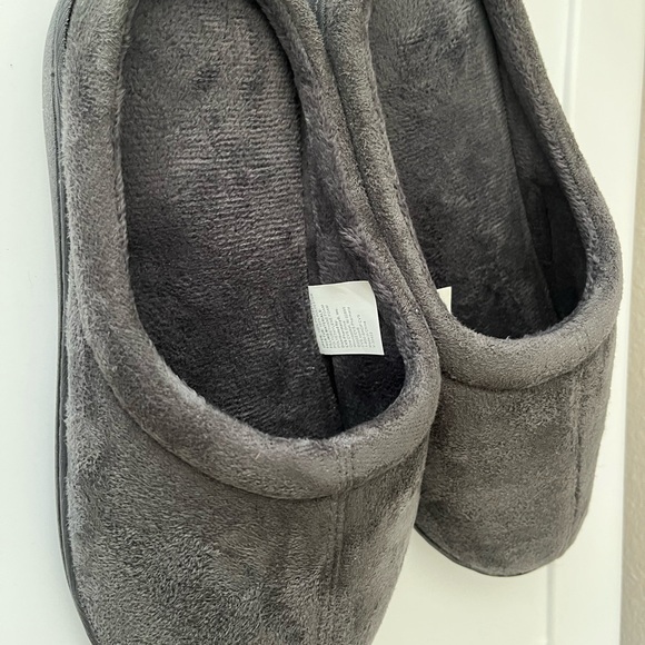 Wayland Memory Foam Slippers - Men’s / Women’s - Picture 6 of 12